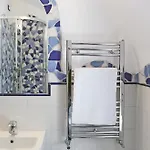 Borgo San Michele 아파트